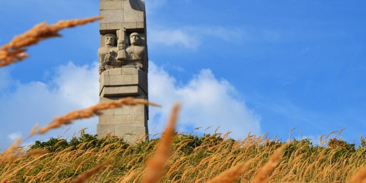Westerplatte: Bastion niezłomności i dziedzictwo polskiego ducha oporu